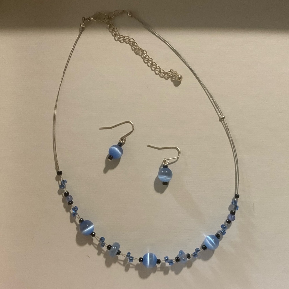 Gorgeous silver and blue necklace and earrings set
